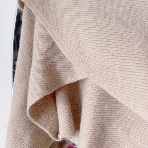 Luxe Asymmetrical Knit Sweater Size M - Picture 5 of 5